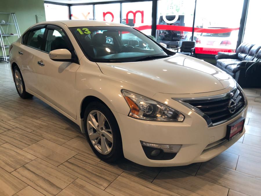 2013 Nissan Altima 4dr Sdn I4 2.5 SL *Ltd Avail*, available for sale in West Hartford, Connecticut | AutoMax. West Hartford, Connecticut 2013 Nissan Altima 4dr Sdn I4 2.5 SL *Ltd Avail*, available for sale in West Hartford, Connecticut | AutoMax. West Hartford, Connecticut