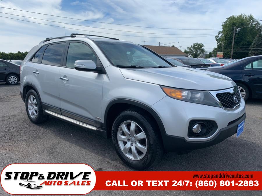 2013 Kia Sorento AWD 4dr I4-GDI LX, available for sale in East Windsor, Connecticut | Stop & Drive Auto Sales. East Windsor, Connecticut 2013 Kia Sorento AWD 4dr I4-GDI LX, available for sale in East Windsor, Connecticut | Stop & Drive Auto Sales. East Windsor, Connecticut