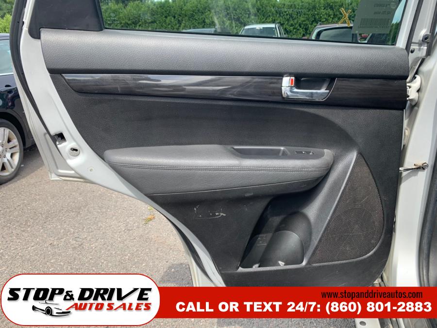 2013 Kia Sorento AWD 4dr I4-GDI LX, available for sale in East Windsor, Connecticut | Stop & Drive Auto Sales. East Windsor, Connecticut 2013 Kia Sorento AWD 4dr I4-GDI LX, available for sale in East Windsor, Connecticut | Stop & Drive Auto Sales. East Windsor, Connecticut
