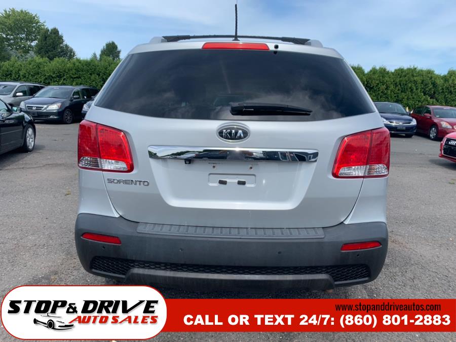 2013 Kia Sorento AWD 4dr I4-GDI LX, available for sale in East Windsor, Connecticut | Stop & Drive Auto Sales. East Windsor, Connecticut 2013 Kia Sorento AWD 4dr I4-GDI LX, available for sale in East Windsor, Connecticut | Stop & Drive Auto Sales. East Windsor, Connecticut