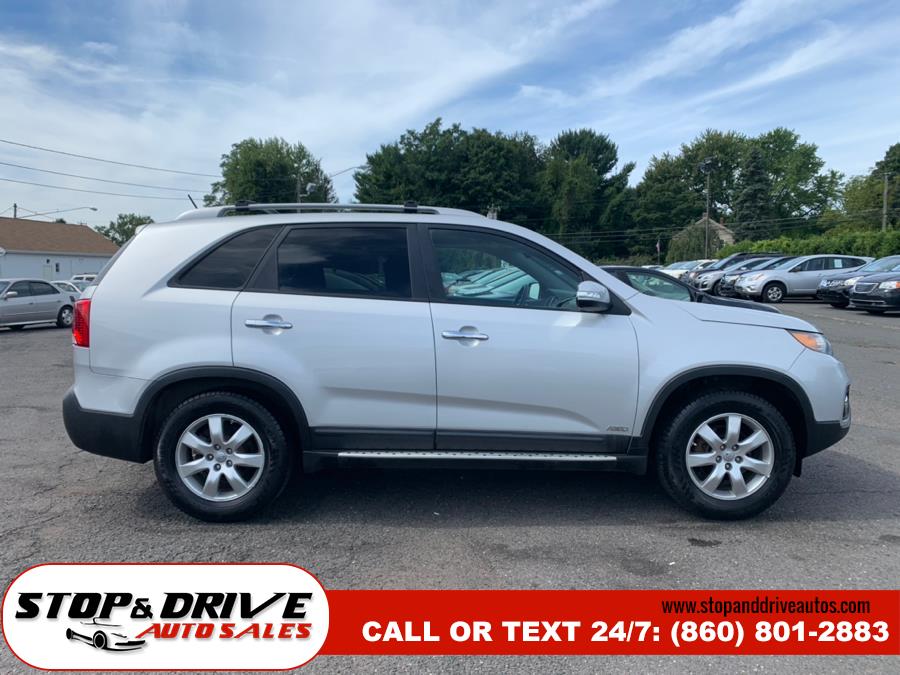 2013 Kia Sorento AWD 4dr I4-GDI LX, available for sale in East Windsor, Connecticut | Stop & Drive Auto Sales. East Windsor, Connecticut 2013 Kia Sorento AWD 4dr I4-GDI LX, available for sale in East Windsor, Connecticut | Stop & Drive Auto Sales. East Windsor, Connecticut
