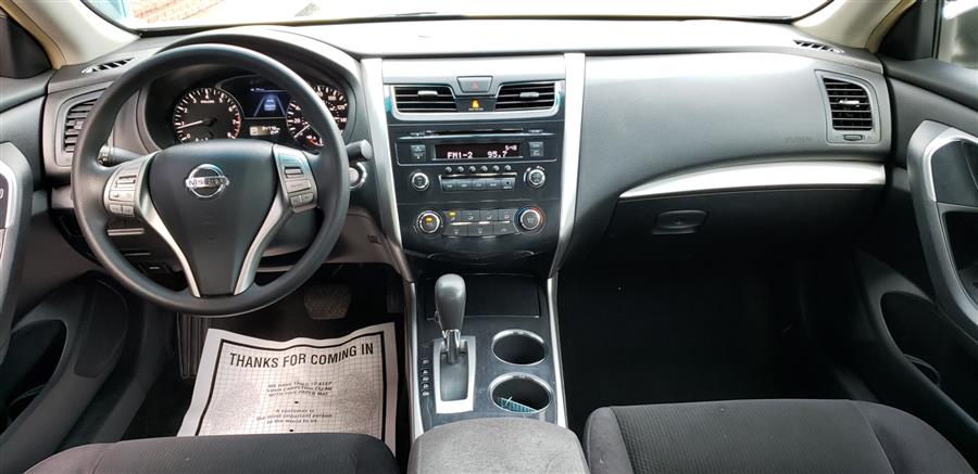 2013 Nissan Altima 4dr Sdn 2.5 S, available for sale in Waterbury, Connecticut | National Auto Brokers, Inc.. Waterbury, Connecticut 2013 Nissan Altima 4dr Sdn 2.5 S, available for sale in Waterbury, Connecticut | National Auto Brokers, Inc.. Waterbury, Connecticut
