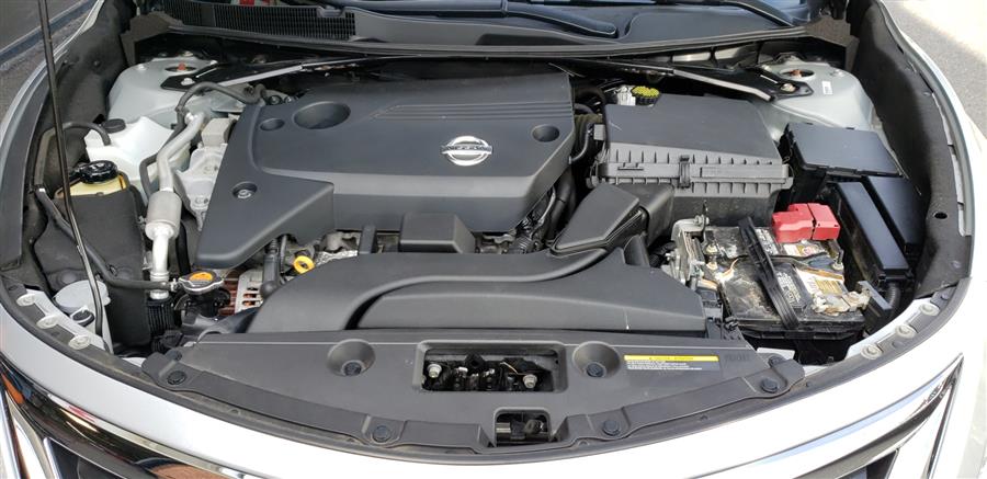 2013 Nissan Altima 4dr Sdn 2.5 S, available for sale in Waterbury, Connecticut | National Auto Brokers, Inc.. Waterbury, Connecticut 2013 Nissan Altima 4dr Sdn 2.5 S, available for sale in Waterbury, Connecticut | National Auto Brokers, Inc.. Waterbury, Connecticut