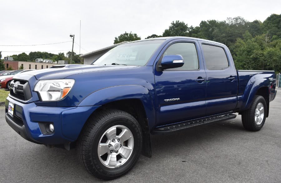 2015 Toyota Tacoma 4WD Double Cab LB V6 AT (Natl), available for sale in Berlin, Connecticut | Tru Auto Mall. Berlin, Connecticut