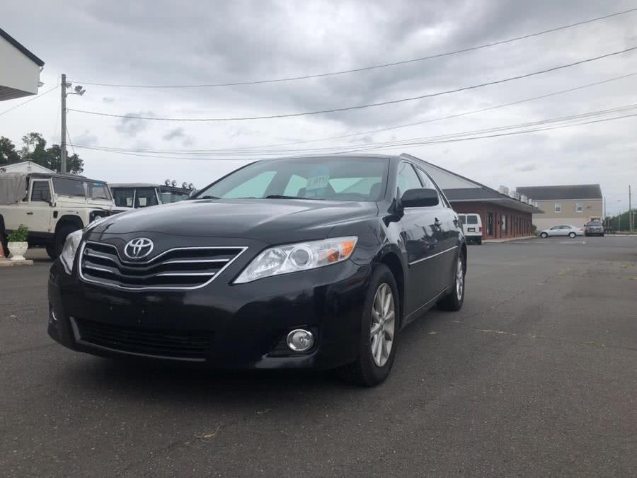 2010 Toyota Camry 4dr Sdn V6 Auto XLE, available for sale in Wallingford, Connecticut | Vertucci Automotive Inc. Wallingford, Connecticut