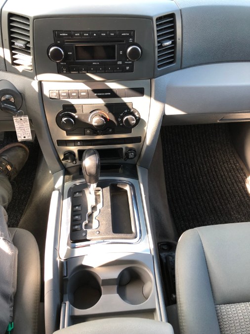 2007 Jeep Grand Cherokee 4WD 4dr Laredo, available for sale in Suffield, Connecticut | Suffield Auto LLC. Suffield, Connecticut 2007 Jeep Grand Cherokee 4WD 4dr Laredo, available for sale in Suffield, Connecticut | Suffield Auto LLC. Suffield, Connecticut
