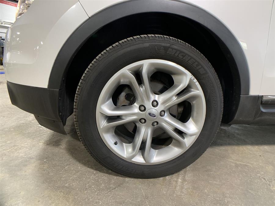 2012 Ford Explorer FWD 4dr Limited, available for sale in Stratford, Connecticut | Wiz Leasing Inc. Stratford, Connecticut 2012 Ford Explorer FWD 4dr Limited, available for sale in Stratford, Connecticut | Wiz Leasing Inc. Stratford, Connecticut
