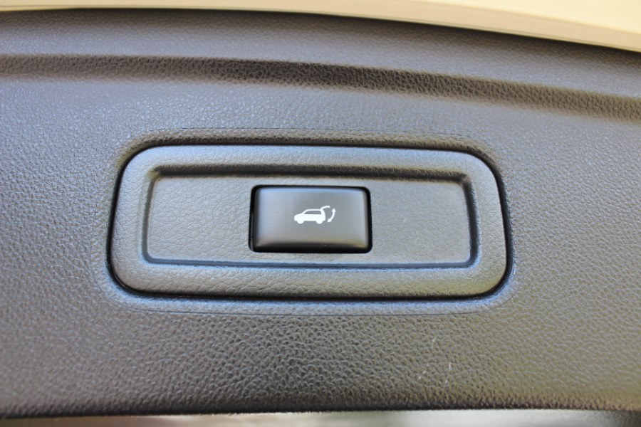 2014 Infiniti QX70 AWD 4dr, available for sale in Great Neck, New York | Great Neck Car Buyers & Sellers. Great Neck, New York 2014 Infiniti QX70 AWD 4dr, available for sale in Great Neck, New York | Great Neck Car Buyers & Sellers. Great Neck, New York
