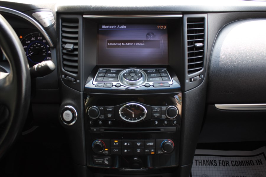 2014 Infiniti QX70 AWD 4dr, available for sale in Great Neck, New York | Great Neck Car Buyers & Sellers. Great Neck, New York 2014 Infiniti QX70 AWD 4dr, available for sale in Great Neck, New York | Great Neck Car Buyers & Sellers. Great Neck, New York