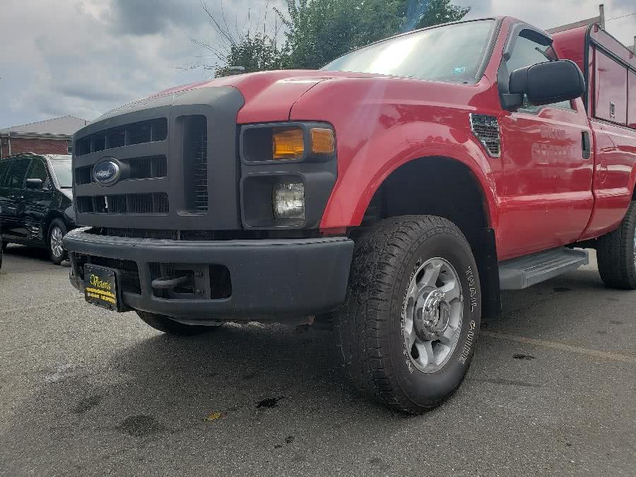 2008 Ford Super Duty F-350 SRW 4WD Reg Cab 137" XLT, available for sale in Little Ferry, New Jersey | Victoria Preowned Autos Inc. Little Ferry, New Jersey
