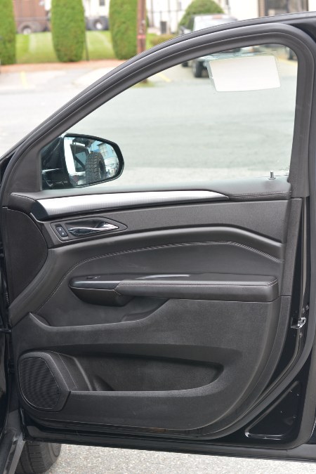 2014 Cadillac SRX FWD 4dr Base, available for sale in Ashland, Massachusetts | New Beginning Auto Service Inc. Ashland, Massachusetts 2014 Cadillac SRX FWD 4dr Base, available for sale in Ashland, Massachusetts | New Beginning Auto Service Inc. Ashland, Massachusetts