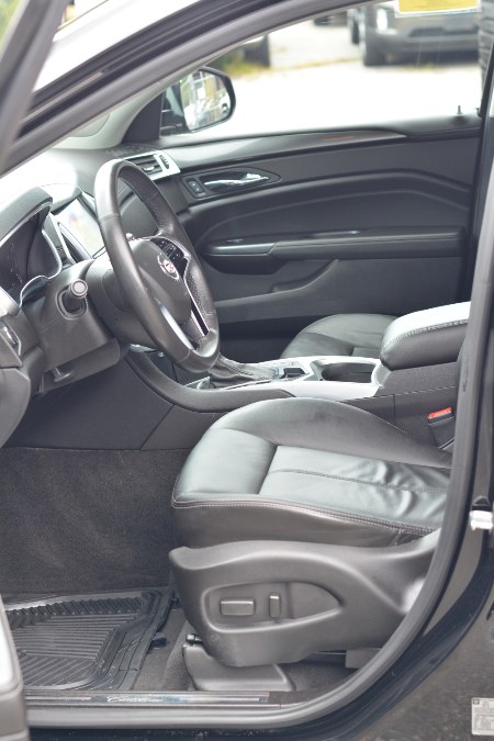 2014 Cadillac SRX FWD 4dr Base, available for sale in Ashland, Massachusetts | New Beginning Auto Service Inc. Ashland, Massachusetts 2014 Cadillac SRX FWD 4dr Base, available for sale in Ashland, Massachusetts | New Beginning Auto Service Inc. Ashland, Massachusetts