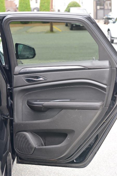 2014 Cadillac SRX FWD 4dr Base, available for sale in Ashland, Massachusetts | New Beginning Auto Service Inc. Ashland, Massachusetts 2014 Cadillac SRX FWD 4dr Base, available for sale in Ashland, Massachusetts | New Beginning Auto Service Inc. Ashland, Massachusetts