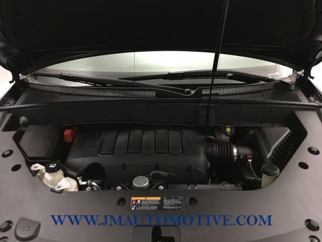 2017 Chevrolet Traverse AWD 4dr LT w/1LT, available for sale in Naugatuck, Connecticut | J&M Automotive Sls&Svc LLC. Naugatuck, Connecticut 2017 Chevrolet Traverse AWD 4dr LT w/1LT, available for sale in Naugatuck, Connecticut | J&M Automotive Sls&Svc LLC. Naugatuck, Connecticut