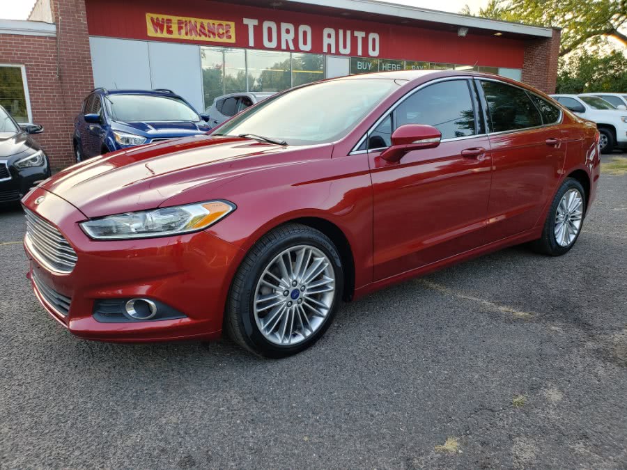 2013 Ford Fusion 2.0 4dr Sdn SE FWD Leather, available for sale in East Windsor, Connecticut | Toro Auto. East Windsor, Connecticut