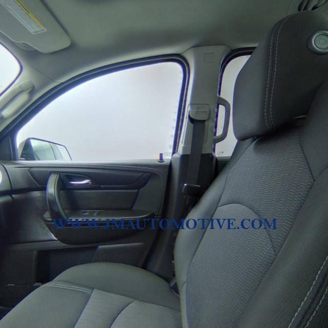 2016 Chevrolet Traverse LT-AWD Loaded w/ Sunroof!, available for sale in Naugatuck, Connecticut | J&M Automotive Sls&Svc LLC. Naugatuck, Connecticut 2016 Chevrolet Traverse LT-AWD Loaded w/ Sunroof!, available for sale in Naugatuck, Connecticut | J&M Automotive Sls&Svc LLC. Naugatuck, Connecticut