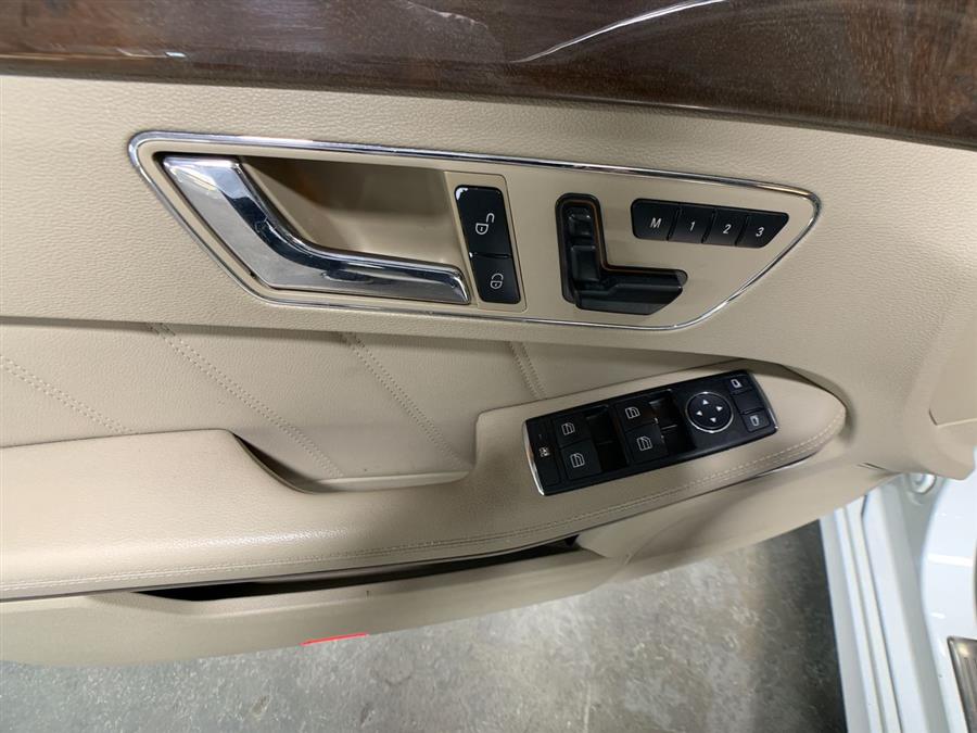 2010 Mercedes-Benz E-Class Luxury, available for sale in Stratford, Connecticut | Wiz Leasing Inc. Stratford, Connecticut 2010 Mercedes-Benz E-Class Luxury, available for sale in Stratford, Connecticut | Wiz Leasing Inc. Stratford, Connecticut