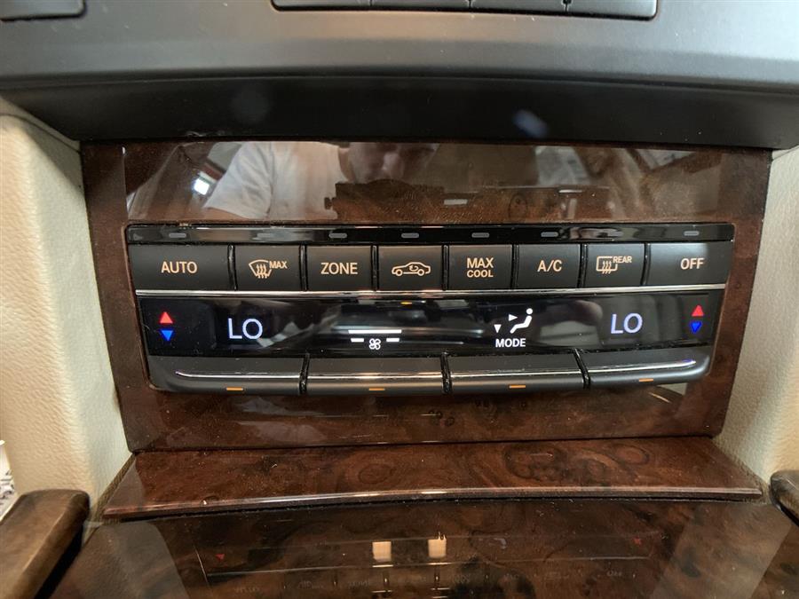 2010 Mercedes-Benz E-Class Luxury, available for sale in Stratford, Connecticut | Wiz Leasing Inc. Stratford, Connecticut 2010 Mercedes-Benz E-Class Luxury, available for sale in Stratford, Connecticut | Wiz Leasing Inc. Stratford, Connecticut