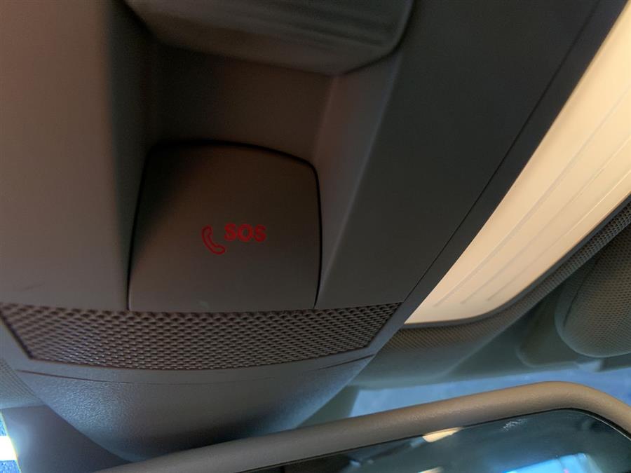 2010 Mercedes-Benz E-Class Luxury, available for sale in Stratford, Connecticut | Wiz Leasing Inc. Stratford, Connecticut 2010 Mercedes-Benz E-Class Luxury, available for sale in Stratford, Connecticut | Wiz Leasing Inc. Stratford, Connecticut