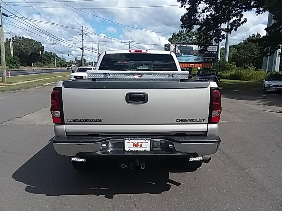 2004 Chevrolet Silverado 2500HD Ext Cab 143.5" WB 4WD LS, available for sale in Wallingford, Connecticut | Vertucci Automotive Inc. Wallingford, Connecticut 2004 Chevrolet Silverado 2500HD Ext Cab 143.5" WB 4WD LS, available for sale in Wallingford, Connecticut | Vertucci Automotive Inc. Wallingford, Connecticut