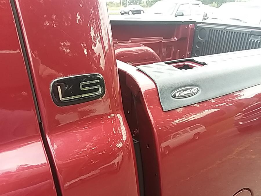 2004 Chevrolet Silverado 2500HD Ext Cab 143.5" WB 4WD LS, available for sale in Wallingford, Connecticut | Vertucci Automotive Inc. Wallingford, Connecticut 2004 Chevrolet Silverado 2500HD Ext Cab 143.5" WB 4WD LS, available for sale in Wallingford, Connecticut | Vertucci Automotive Inc. Wallingford, Connecticut