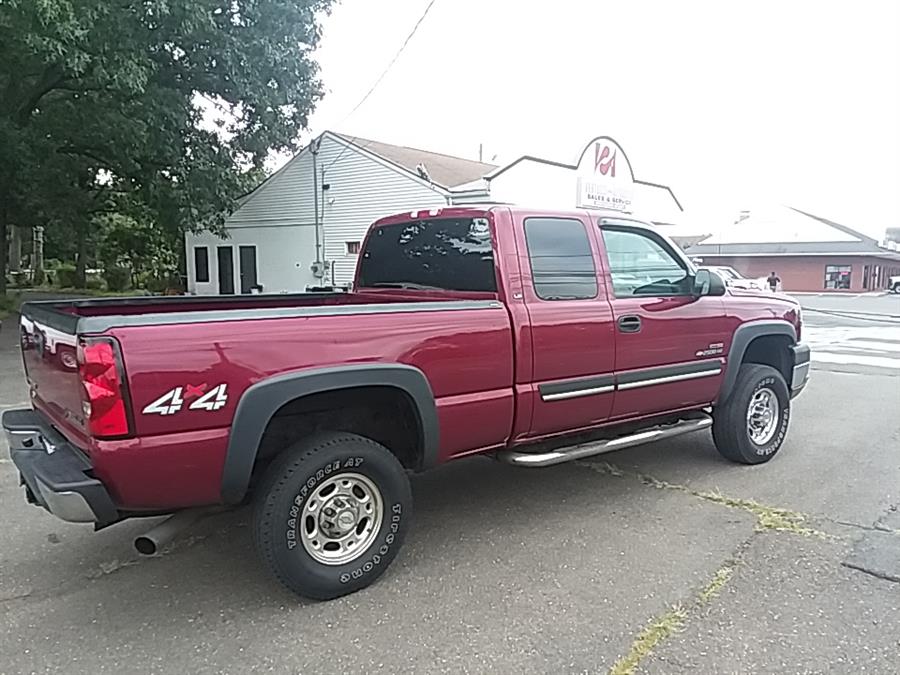2004 Chevrolet Silverado 2500HD Ext Cab 143.5" WB 4WD LS, available for sale in Wallingford, Connecticut | Vertucci Automotive Inc. Wallingford, Connecticut 2004 Chevrolet Silverado 2500HD Ext Cab 143.5" WB 4WD LS, available for sale in Wallingford, Connecticut | Vertucci Automotive Inc. Wallingford, Connecticut