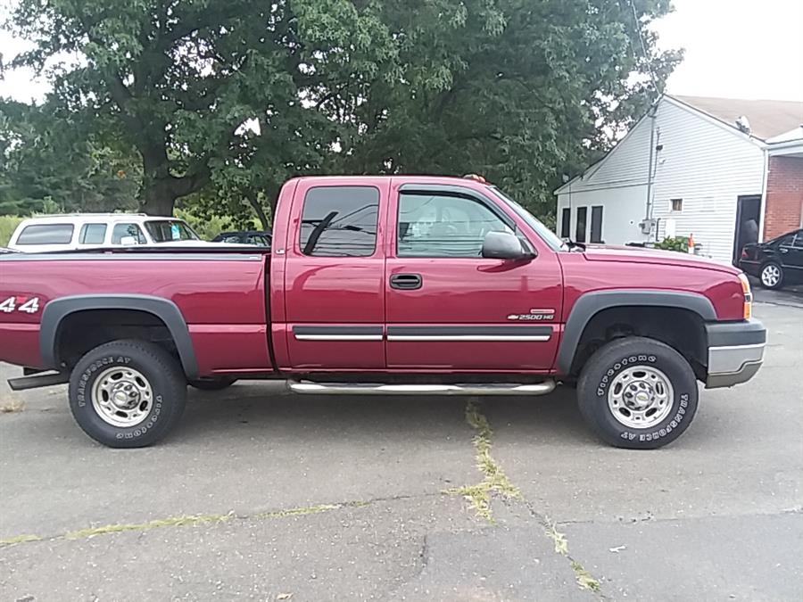 2004 Chevrolet Silverado 2500HD Ext Cab 143.5" WB 4WD LS, available for sale in Wallingford, Connecticut | Vertucci Automotive Inc. Wallingford, Connecticut 2004 Chevrolet Silverado 2500HD Ext Cab 143.5" WB 4WD LS, available for sale in Wallingford, Connecticut | Vertucci Automotive Inc. Wallingford, Connecticut