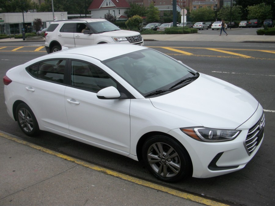 2017 Hyundai Elantra SE 2.0L Auto PZEV (Alabama) *Ltd Avail*, available for sale in Jamaica, New York | Gateway Car Dealer Inc. Jamaica, New York 2017 Hyundai Elantra SE 2.0L Auto PZEV (Alabama) *Ltd Avail*, available for sale in Jamaica, New York | Gateway Car Dealer Inc. Jamaica, New York