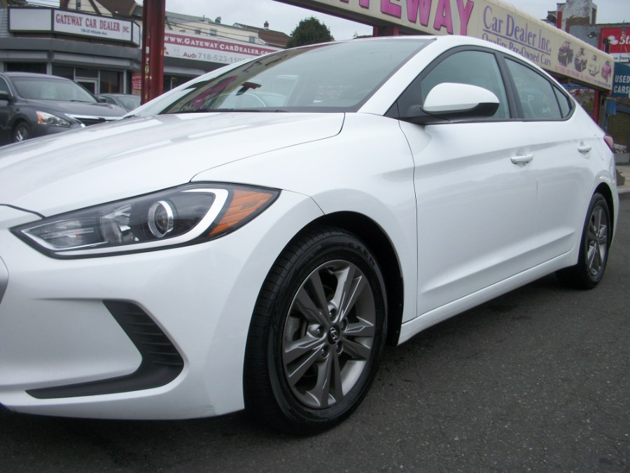 2017 Hyundai Elantra SE 2.0L Auto PZEV (Alabama) *Ltd Avail*, available for sale in Jamaica, New York | Gateway Car Dealer Inc. Jamaica, New York 2017 Hyundai Elantra SE 2.0L Auto PZEV (Alabama) *Ltd Avail*, available for sale in Jamaica, New York | Gateway Car Dealer Inc. Jamaica, New York