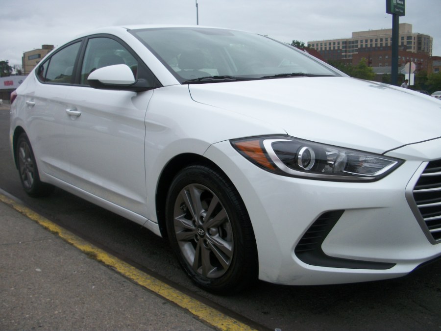 2017 Hyundai Elantra SE 2.0L Auto PZEV (Alabama) *Ltd Avail*, available for sale in Jamaica, New York | Gateway Car Dealer Inc. Jamaica, New York 2017 Hyundai Elantra SE 2.0L Auto PZEV (Alabama) *Ltd Avail*, available for sale in Jamaica, New York | Gateway Car Dealer Inc. Jamaica, New York