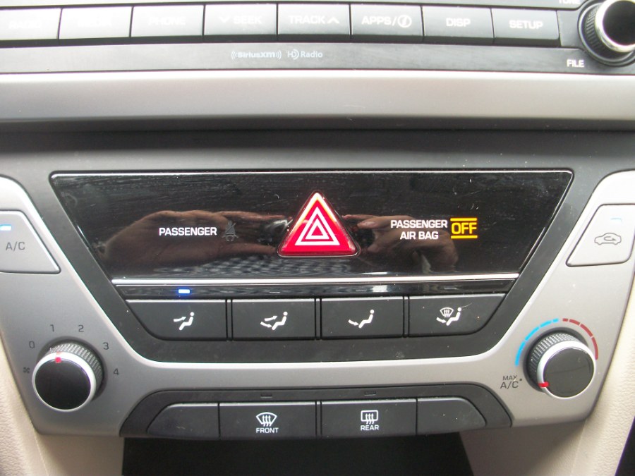 2017 Hyundai Elantra SE 2.0L Auto PZEV (Alabama) *Ltd Avail*, available for sale in Jamaica, New York | Gateway Car Dealer Inc. Jamaica, New York 2017 Hyundai Elantra SE 2.0L Auto PZEV (Alabama) *Ltd Avail*, available for sale in Jamaica, New York | Gateway Car Dealer Inc. Jamaica, New York