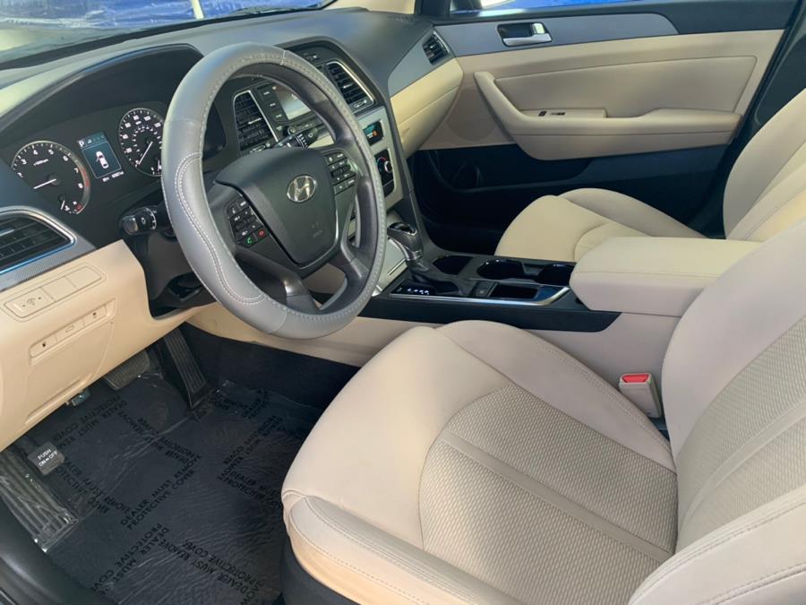2015 Hyundai Sonata 4dr Sdn 1.6T Eco, available for sale in Corona, California | Green Light Auto. Corona, California 2015 Hyundai Sonata 4dr Sdn 1.6T Eco, available for sale in Corona, California | Green Light Auto. Corona, California