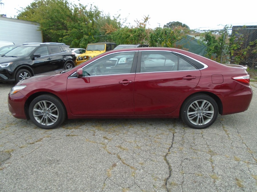 2016 Toyota Camry 4dr Sdn I4 Auto SE (Natl), available for sale in Milford, Connecticut | Dealertown Auto Wholesalers. Milford, Connecticut 2016 Toyota Camry 4dr Sdn I4 Auto SE (Natl), available for sale in Milford, Connecticut | Dealertown Auto Wholesalers. Milford, Connecticut
