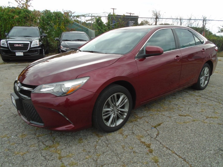 2016 Toyota Camry 4dr Sdn I4 Auto SE (Natl), available for sale in Milford, Connecticut | Dealertown Auto Wholesalers. Milford, Connecticut 2016 Toyota Camry 4dr Sdn I4 Auto SE (Natl), available for sale in Milford, Connecticut | Dealertown Auto Wholesalers. Milford, Connecticut