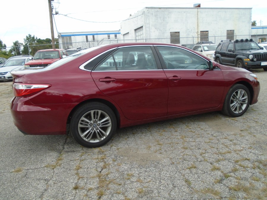 2016 Toyota Camry 4dr Sdn I4 Auto SE (Natl), available for sale in Milford, Connecticut | Dealertown Auto Wholesalers. Milford, Connecticut 2016 Toyota Camry 4dr Sdn I4 Auto SE (Natl), available for sale in Milford, Connecticut | Dealertown Auto Wholesalers. Milford, Connecticut