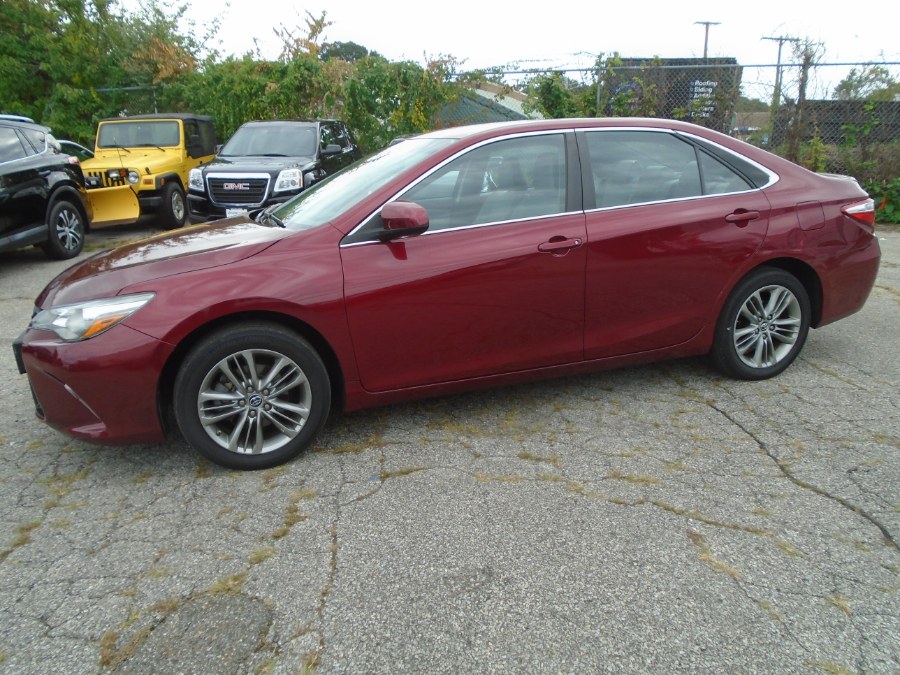 2016 Toyota Camry 4dr Sdn I4 Auto SE (Natl), available for sale in Milford, Connecticut | Dealertown Auto Wholesalers. Milford, Connecticut 2016 Toyota Camry 4dr Sdn I4 Auto SE (Natl), available for sale in Milford, Connecticut | Dealertown Auto Wholesalers. Milford, Connecticut