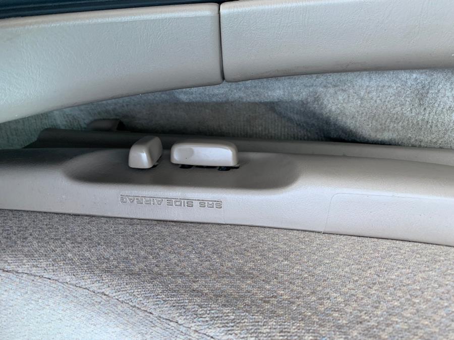 2000 Toyota Camry 4dr Sdn XLE Auto, available for sale in Taunton, Massachusetts | Rt 138 Auto Center Inc . Taunton, Massachusetts 2000 Toyota Camry 4dr Sdn XLE Auto, available for sale in Taunton, Massachusetts | Rt 138 Auto Center Inc . Taunton, Massachusetts
