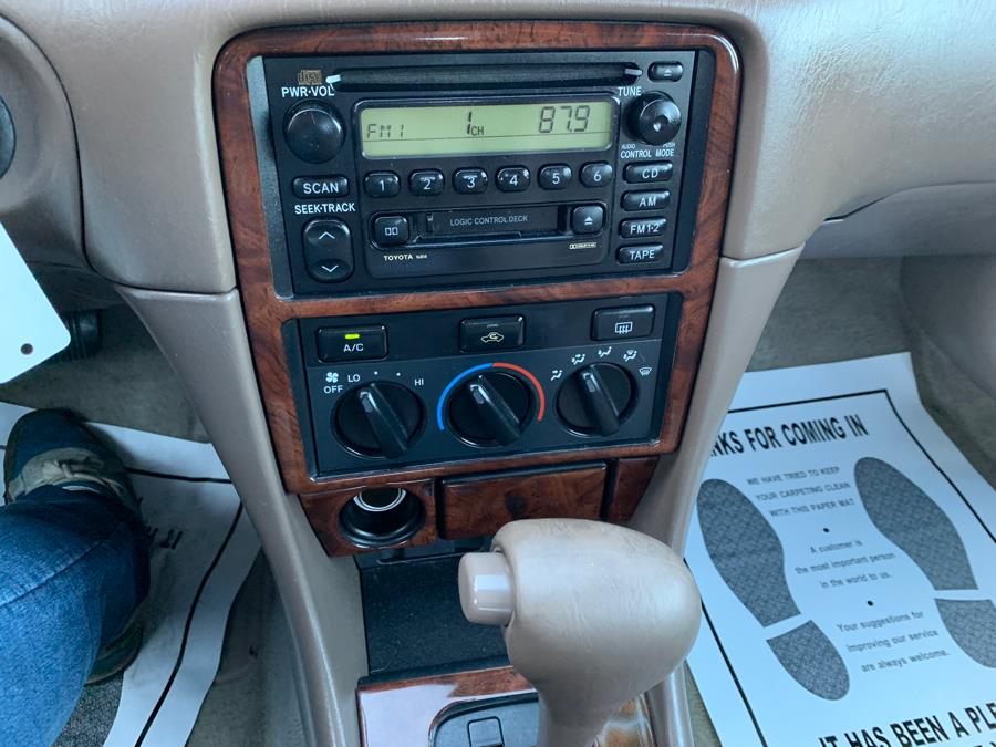 2000 Toyota Camry 4dr Sdn XLE Auto, available for sale in Taunton, Massachusetts | Rt 138 Auto Center Inc . Taunton, Massachusetts 2000 Toyota Camry 4dr Sdn XLE Auto, available for sale in Taunton, Massachusetts | Rt 138 Auto Center Inc . Taunton, Massachusetts