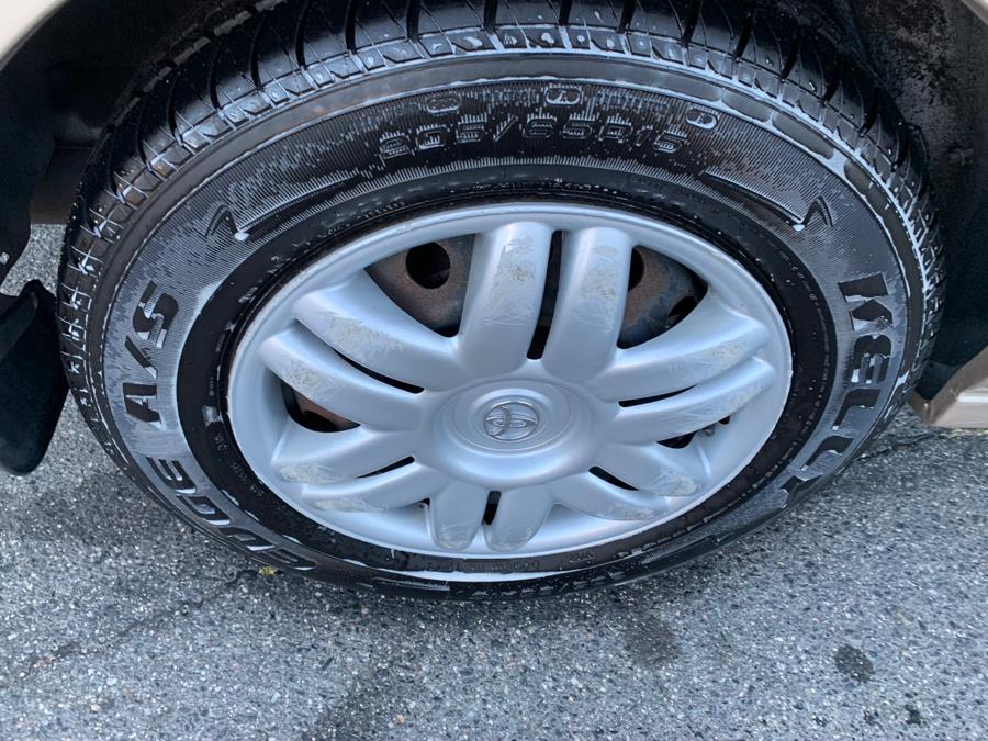 2000 Toyota Camry 4dr Sdn XLE Auto, available for sale in Taunton, Massachusetts | Rt 138 Auto Center Inc . Taunton, Massachusetts 2000 Toyota Camry 4dr Sdn XLE Auto, available for sale in Taunton, Massachusetts | Rt 138 Auto Center Inc . Taunton, Massachusetts
