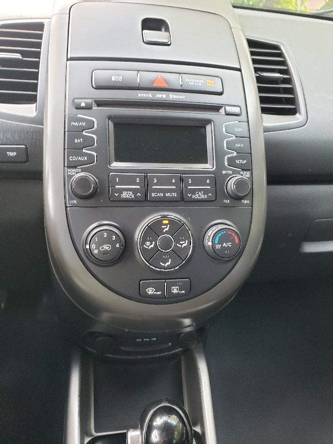 Used Kia Soul 5dr Wgn Auto + 2012 | Ultimate Auto Sales. Hicksville, New York Used Kia Soul 5dr Wgn Auto + 2012 | Ultimate Auto Sales. Hicksville, New York