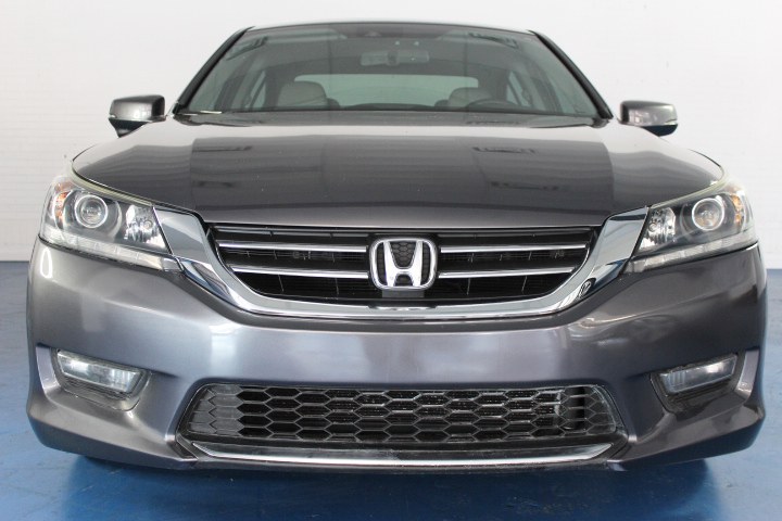 2009 Honda Accord 2WD 4dr Crew, available for sale in Newark , New Jersey | Icon World LLC. Newark , New Jersey 2009 Honda Accord 2WD 4dr Crew, available for sale in Newark , New Jersey | Icon World LLC. Newark , New Jersey