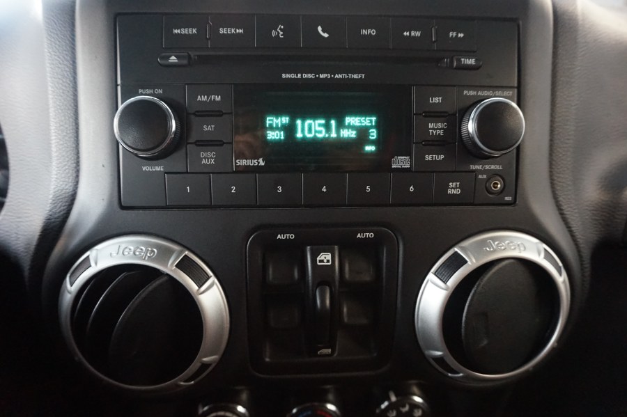 2016 Jeep Wrangler Unlimited 4WD 4dr Rubicon, available for sale in Newark , New Jersey | Icon World LLC. Newark , New Jersey 2016 Jeep Wrangler Unlimited 4WD 4dr Rubicon, available for sale in Newark , New Jersey | Icon World LLC. Newark , New Jersey