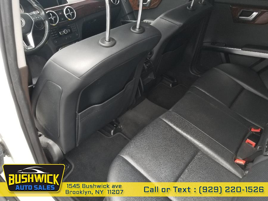 2015 Mercedes-Benz GLK-Class 4MATIC 4dr GLK350, available for sale in Brooklyn, New York | Bushwick Auto Sales LLC. Brooklyn, New York 2015 Mercedes-Benz GLK-Class 4MATIC 4dr GLK350, available for sale in Brooklyn, New York | Bushwick Auto Sales LLC. Brooklyn, New York
