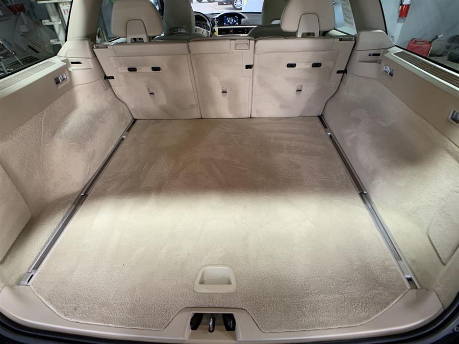 2015 Volvo XC70 2015.5 AWD 4dr Wgn T6, available for sale in Stratford, Connecticut | Wiz Leasing Inc. Stratford, Connecticut 2015 Volvo XC70 2015.5 AWD 4dr Wgn T6, available for sale in Stratford, Connecticut | Wiz Leasing Inc. Stratford, Connecticut