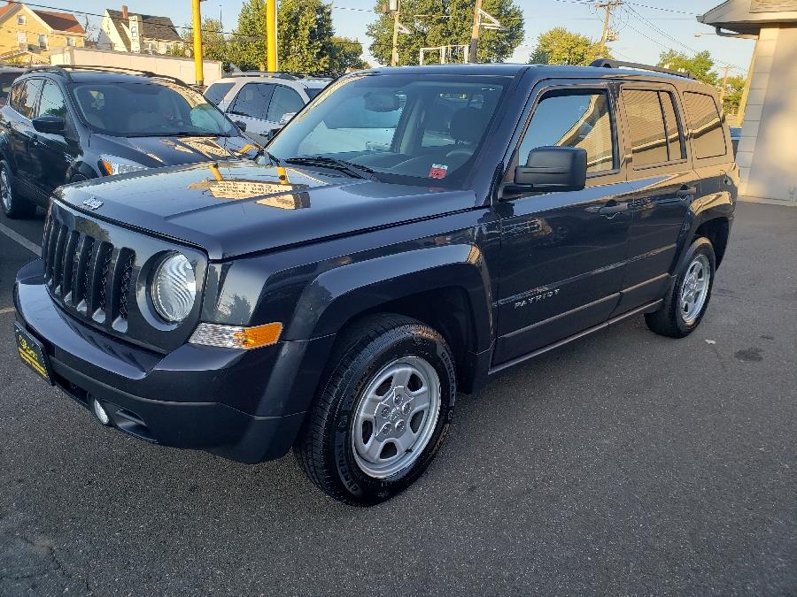 2014 Jeep Patriot FWD 4dr Altitude, available for sale in Little Ferry, New Jersey | Victoria Preowned Autos Inc. Little Ferry, New Jersey 2014 Jeep Patriot FWD 4dr Altitude, available for sale in Little Ferry, New Jersey | Victoria Preowned Autos Inc. Little Ferry, New Jersey