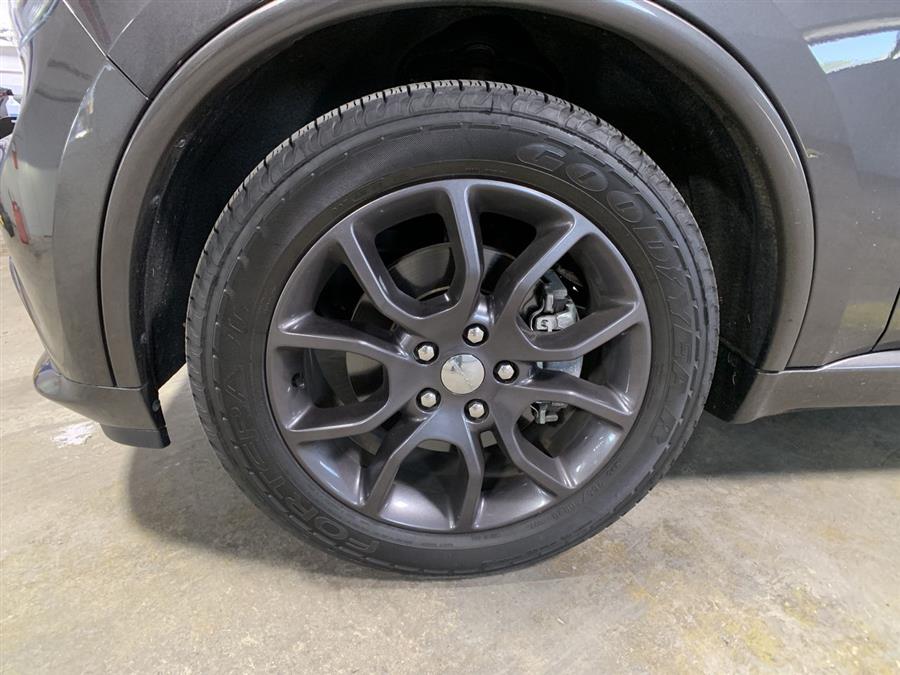 2015 Dodge Durango AWD 4dr R/T, available for sale in Stratford, Connecticut | Wiz Leasing Inc. Stratford, Connecticut 2015 Dodge Durango AWD 4dr R/T, available for sale in Stratford, Connecticut | Wiz Leasing Inc. Stratford, Connecticut