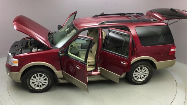 2014 Ford Expedition 4WD 4dr XLT, available for sale in Naugatuck, Connecticut | J&M Automotive Sls&Svc LLC. Naugatuck, Connecticut 2014 Ford Expedition 4WD 4dr XLT, available for sale in Naugatuck, Connecticut | J&M Automotive Sls&Svc LLC. Naugatuck, Connecticut