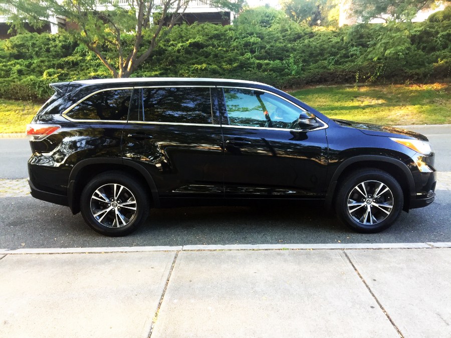 2016 Toyota Highlander AWD 4dr V6 XLE (Natl), available for sale in Peabody, Massachusetts | New Star Motors. Peabody, Massachusetts 2016 Toyota Highlander AWD 4dr V6 XLE (Natl), available for sale in Peabody, Massachusetts | New Star Motors. Peabody, Massachusetts