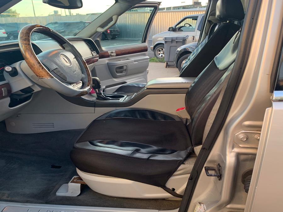 Used Lincoln Aviator 4dr AWD 2005 | Brooklyn Auto Mall LLC. Brooklyn, New York Used Lincoln Aviator 4dr AWD 2005 | Brooklyn Auto Mall LLC. Brooklyn, New York