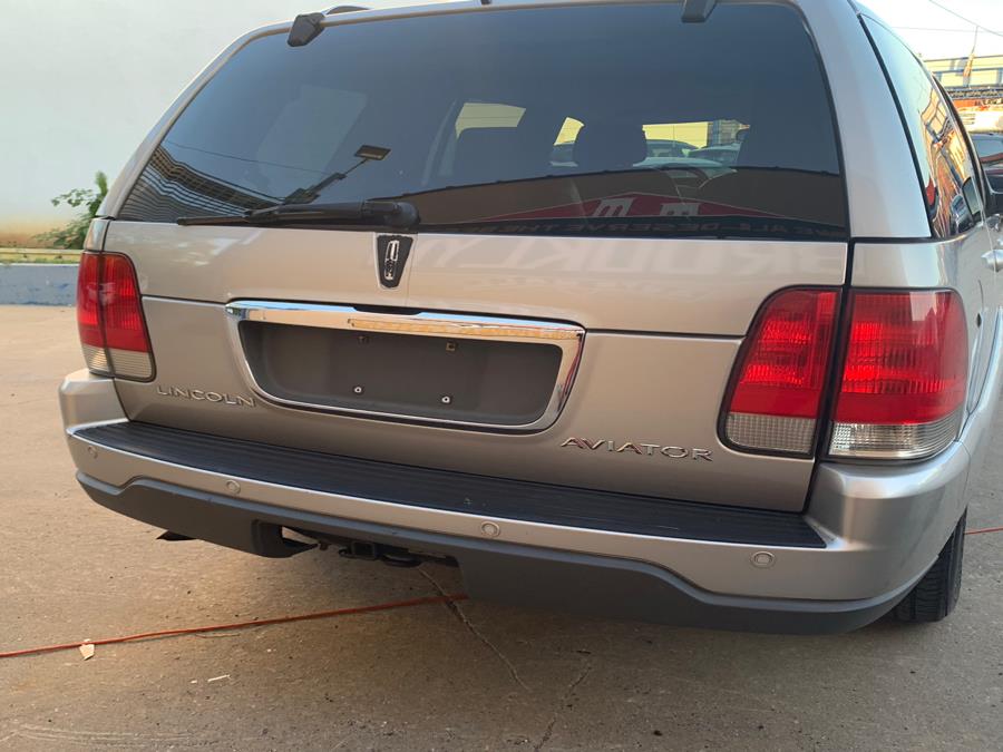 Used Lincoln Aviator 4dr AWD 2005 | Brooklyn Auto Mall LLC. Brooklyn, New York Used Lincoln Aviator 4dr AWD 2005 | Brooklyn Auto Mall LLC. Brooklyn, New York